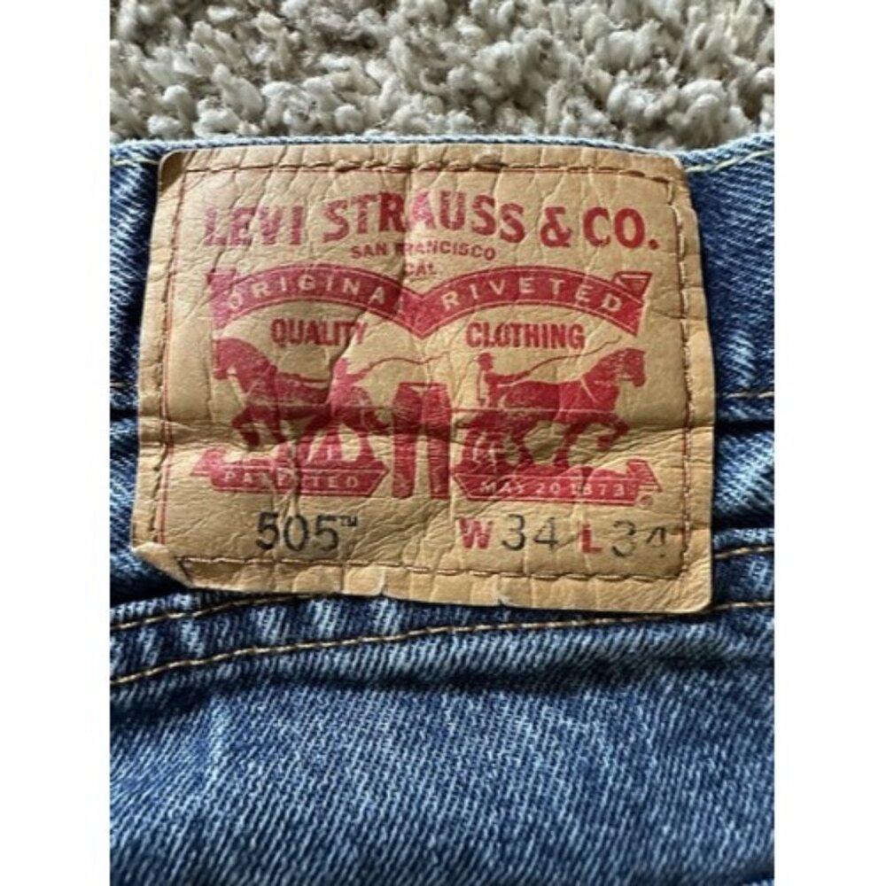 Levi's 505 Jeans Size W34 L34 Mens Straight Leg Reg Fit Medium Wash Blue Denim - Picture 15 of 15